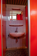 Cabine avec lavabo